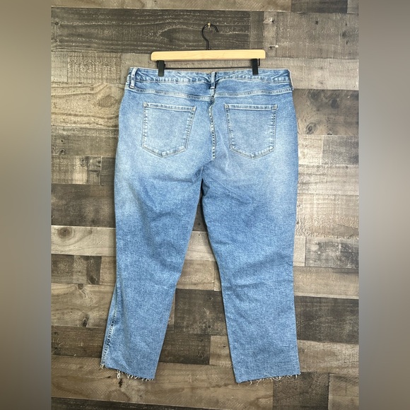 NWT a.n.a 20W Blue Straight Leg Jeans Classic Denim Velcro Closure - Picture 4 of 8